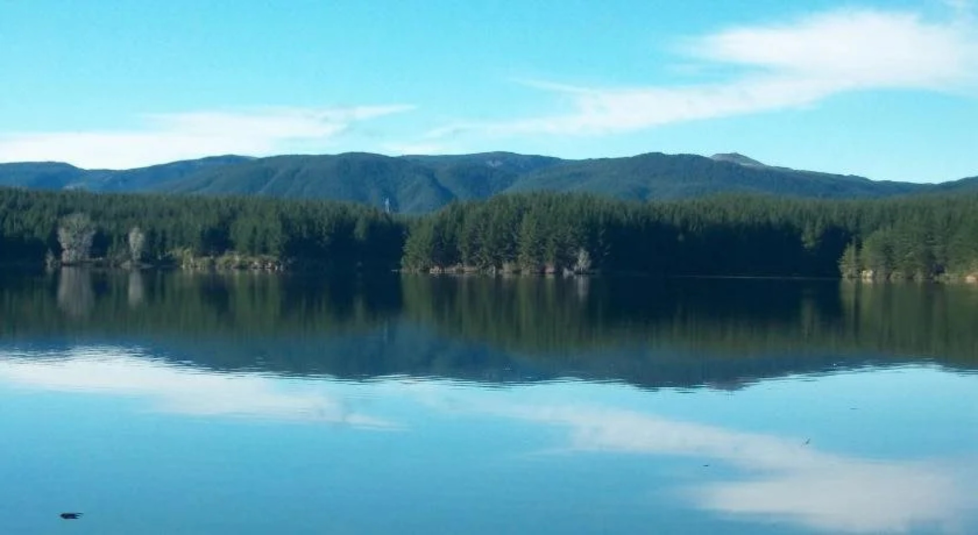 Lake Maraetai Lodge - Hostel