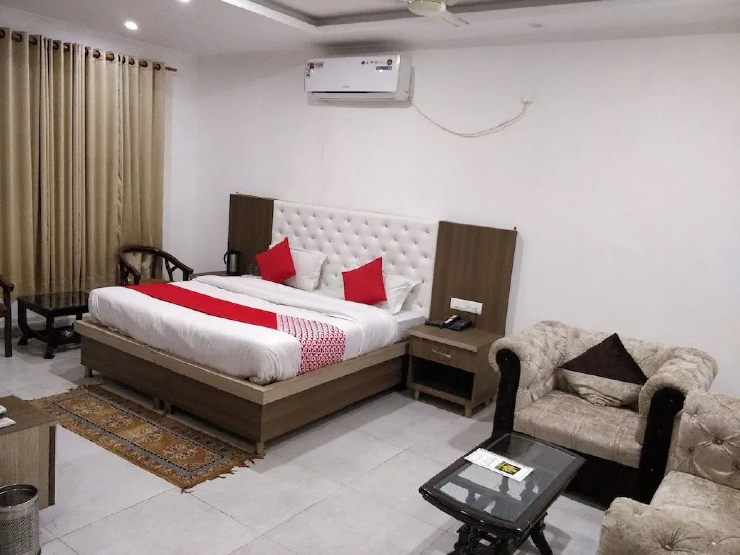 OYO 24209 The Pearly Gate