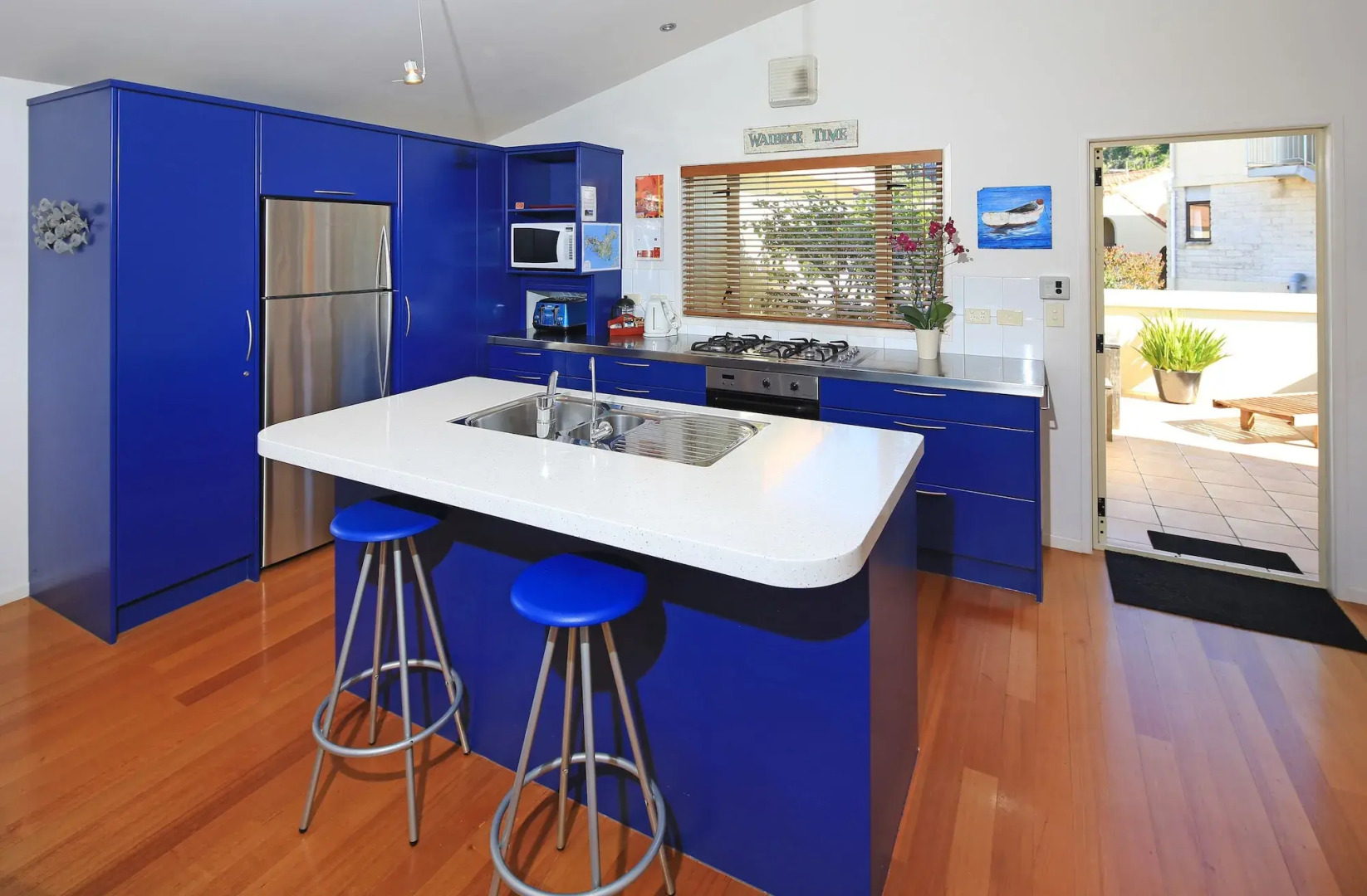 Onetangi Beach Apartments