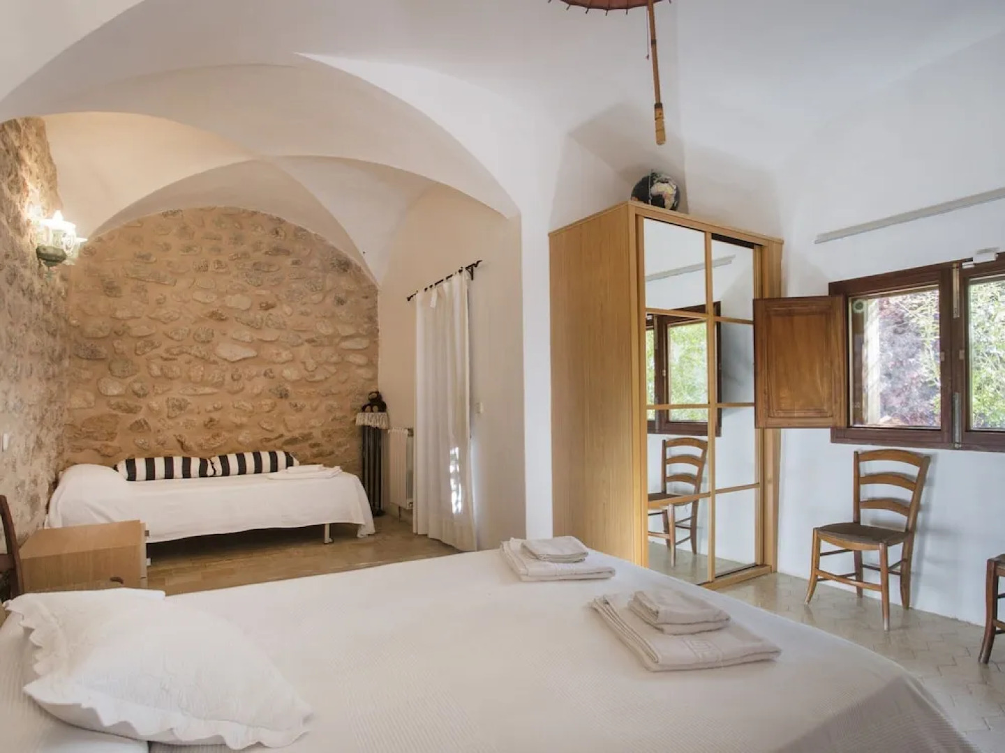 Mansion in Lloseta With Pool & Terrace