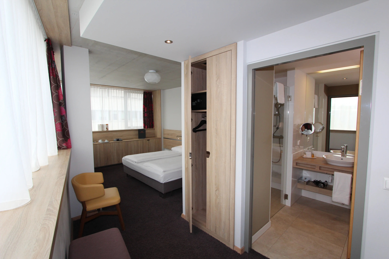 Simm’s Hotel – the cityhotel next to Metro U3