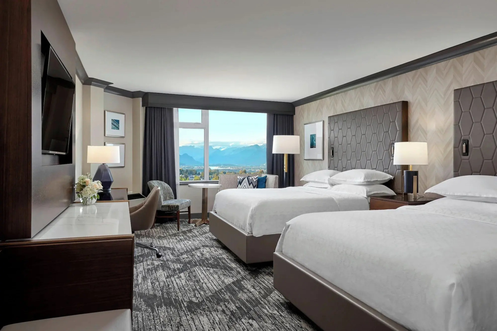 Sheraton Vancouver Guildford Hotel