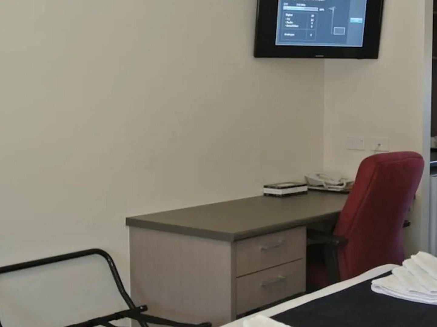 Dooleys Springsure Tavern and Motel