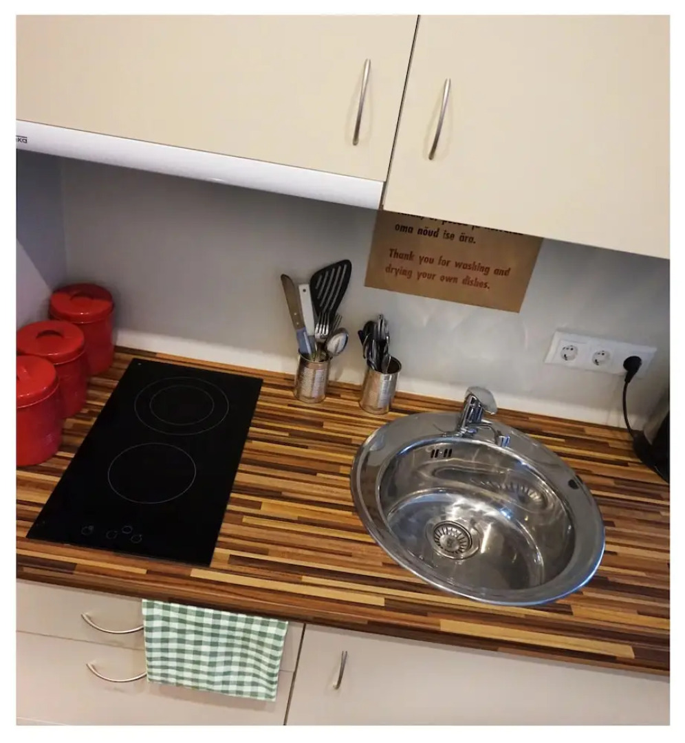 Хостел Looming