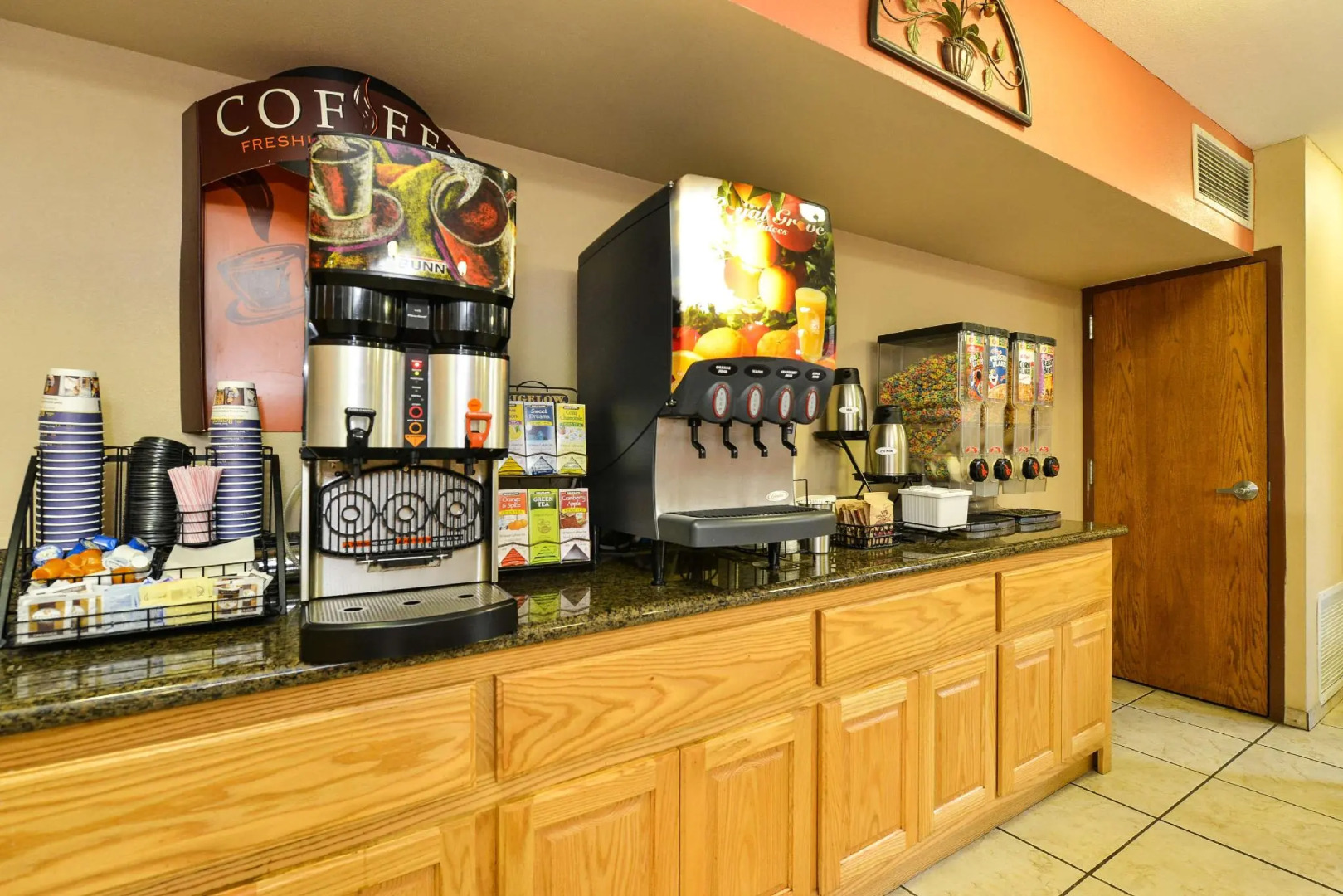 Holiday Inn Express & Suites Phoenix - Tempe by IHG