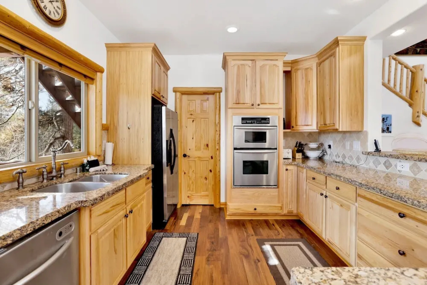 Cozy Lakeview Hideaway #2261