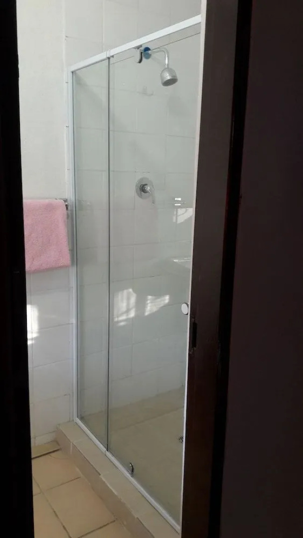 Alimop Lodge Inn Bed and Breakfast