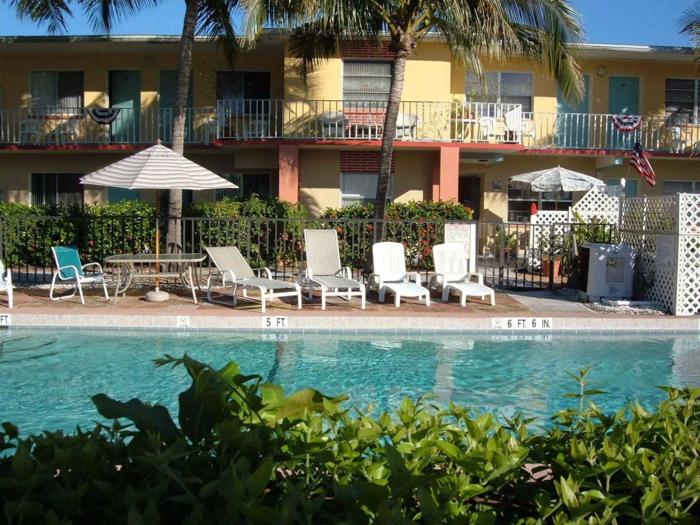 Hideaway Waterfront Resort