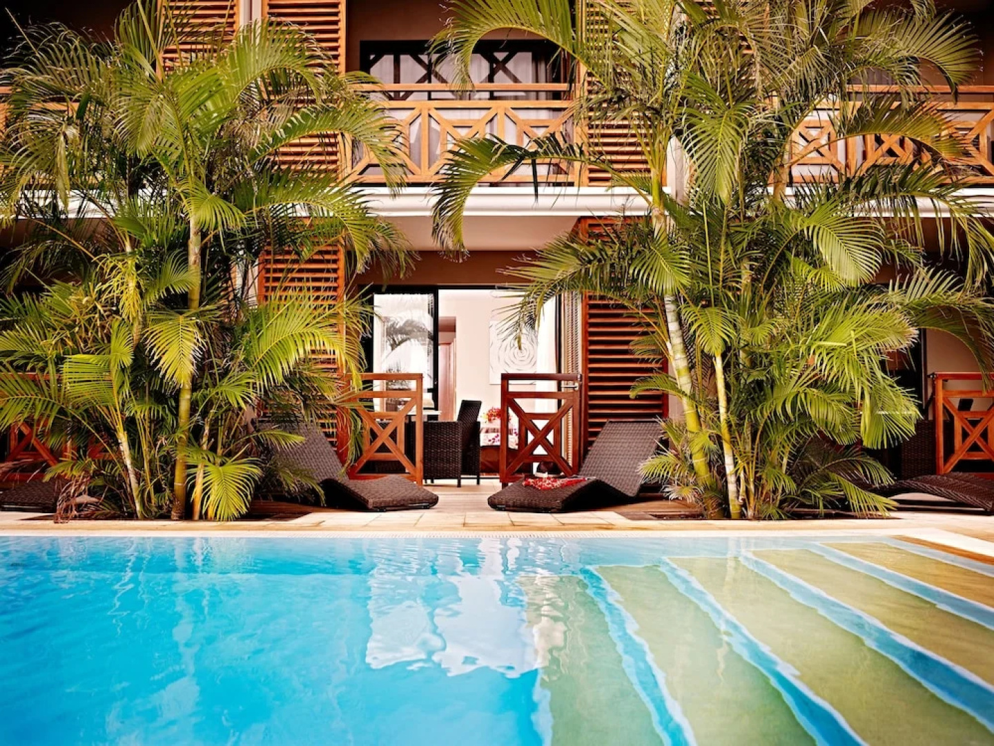 Iloha Seaview Hotel 3*