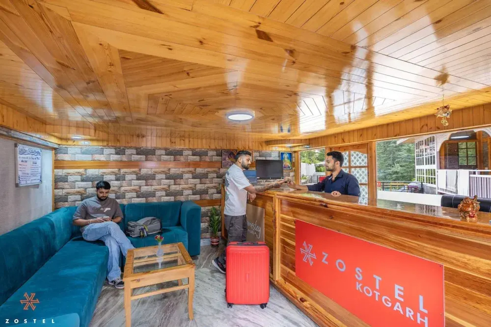 Zostel Kotgarh (Narkanda)