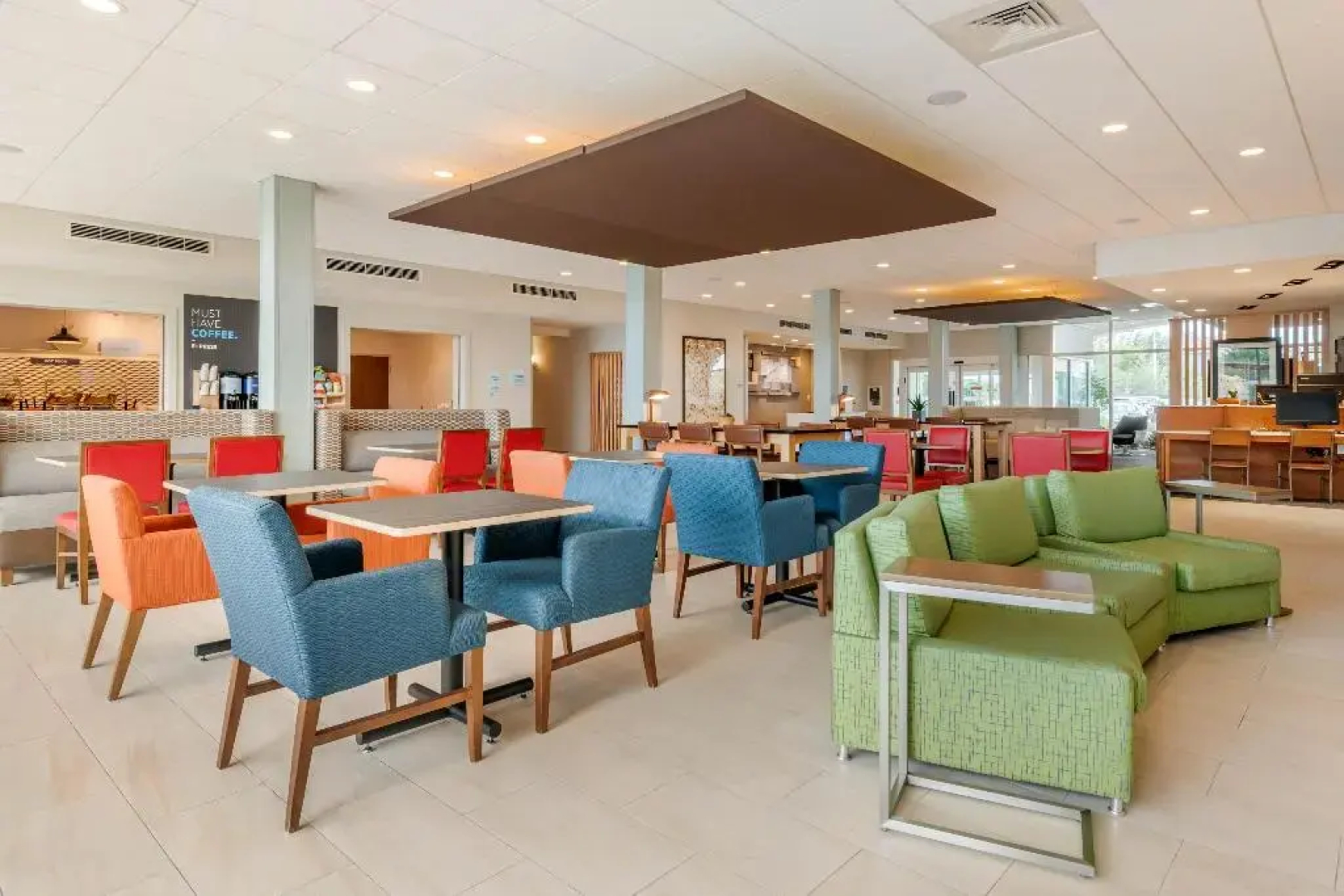 Holiday Inn Express & Suites St. Petersburg - Madeira Beach by IHG