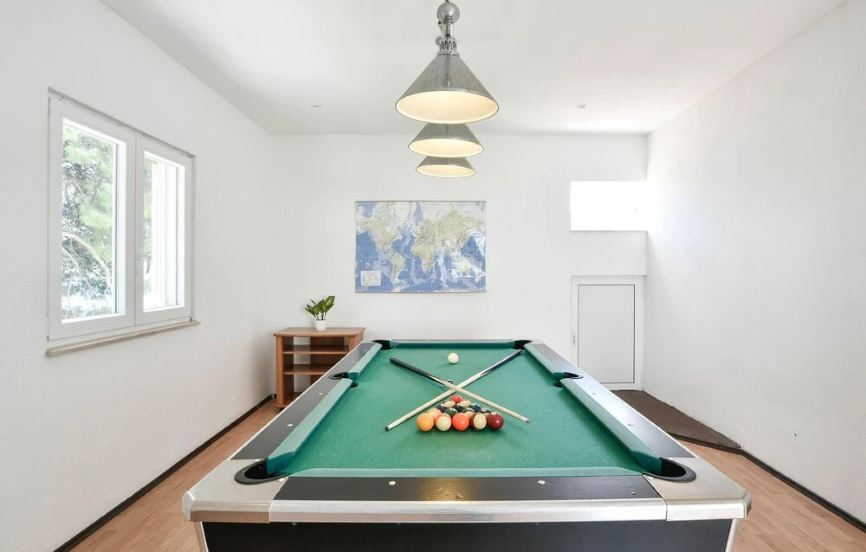 Awesome Home in Poljica With Wifi and 6 Bedrooms