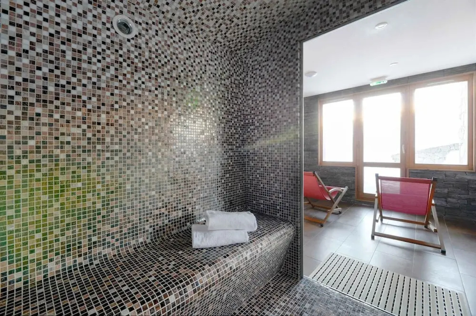 Residence LES Coches 3 Rooms in a Family Resort at the Bottom of the Slopes Bac217