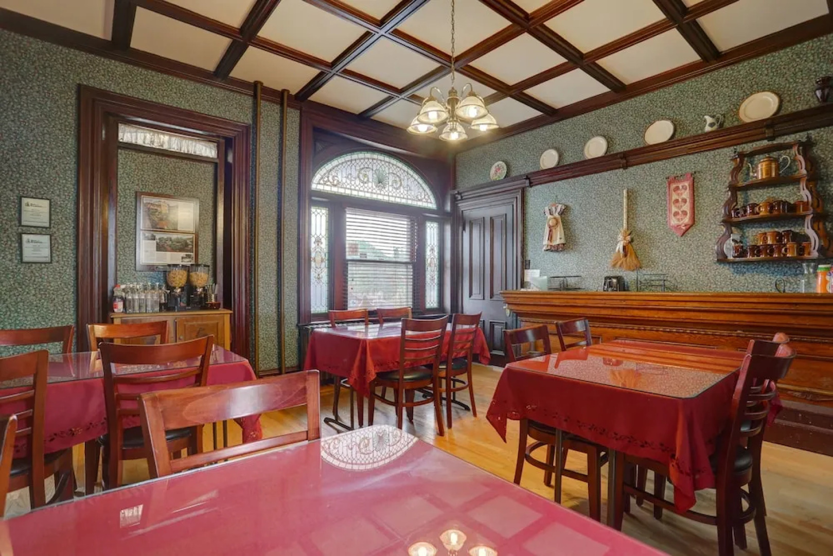 Greystone Manor Bed & Breakfast