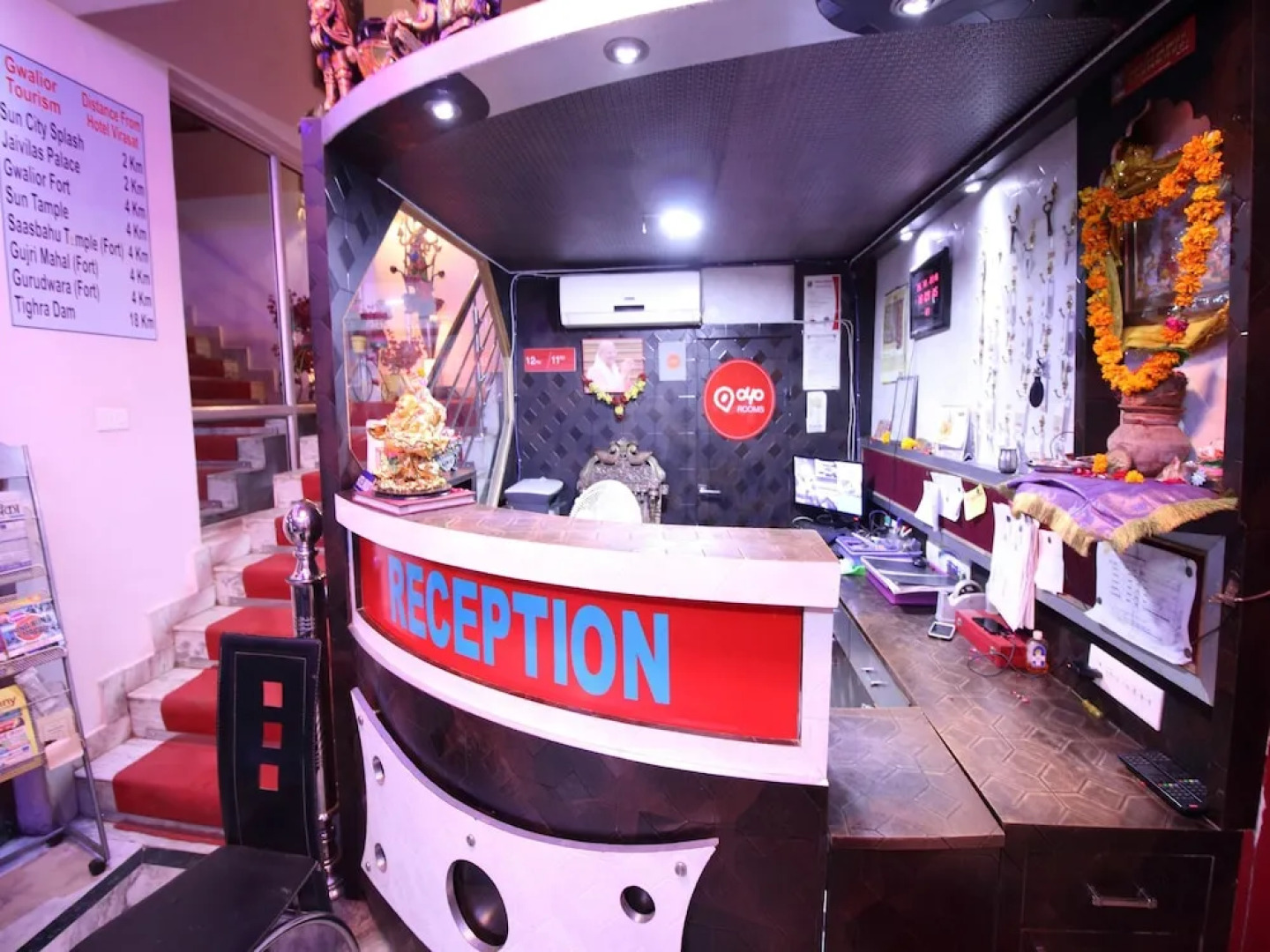 OYO 2756 Hotel Virasat