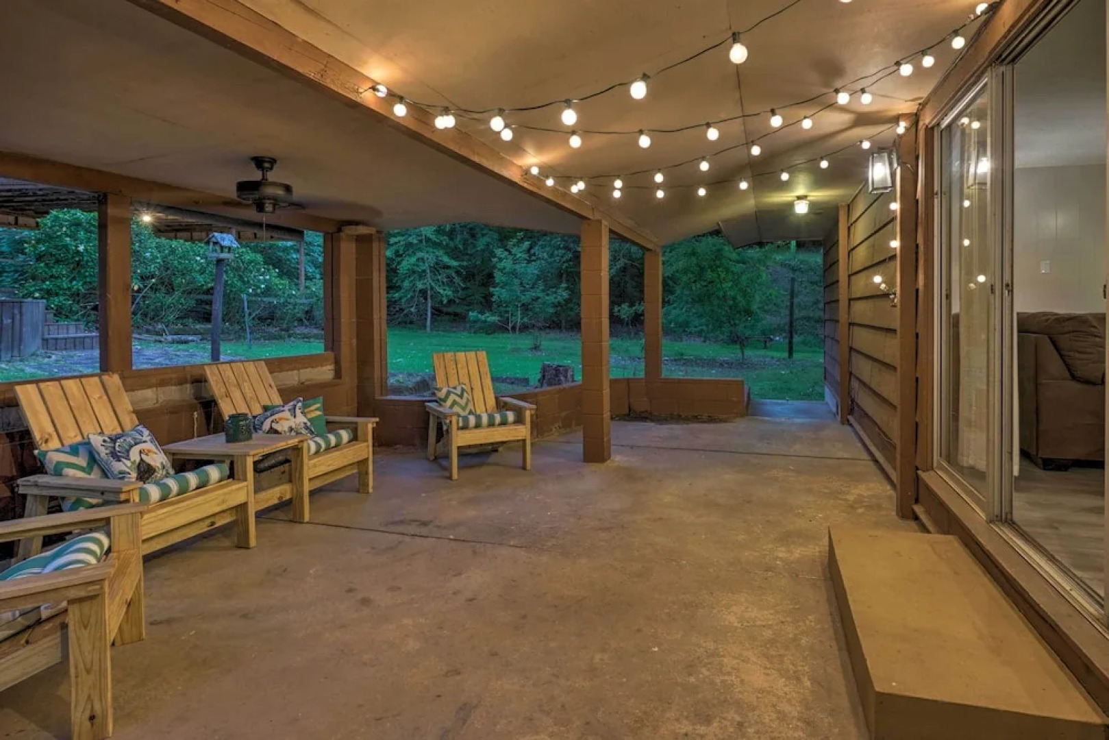 Lake O the Pines Retreat w/ Water Access!