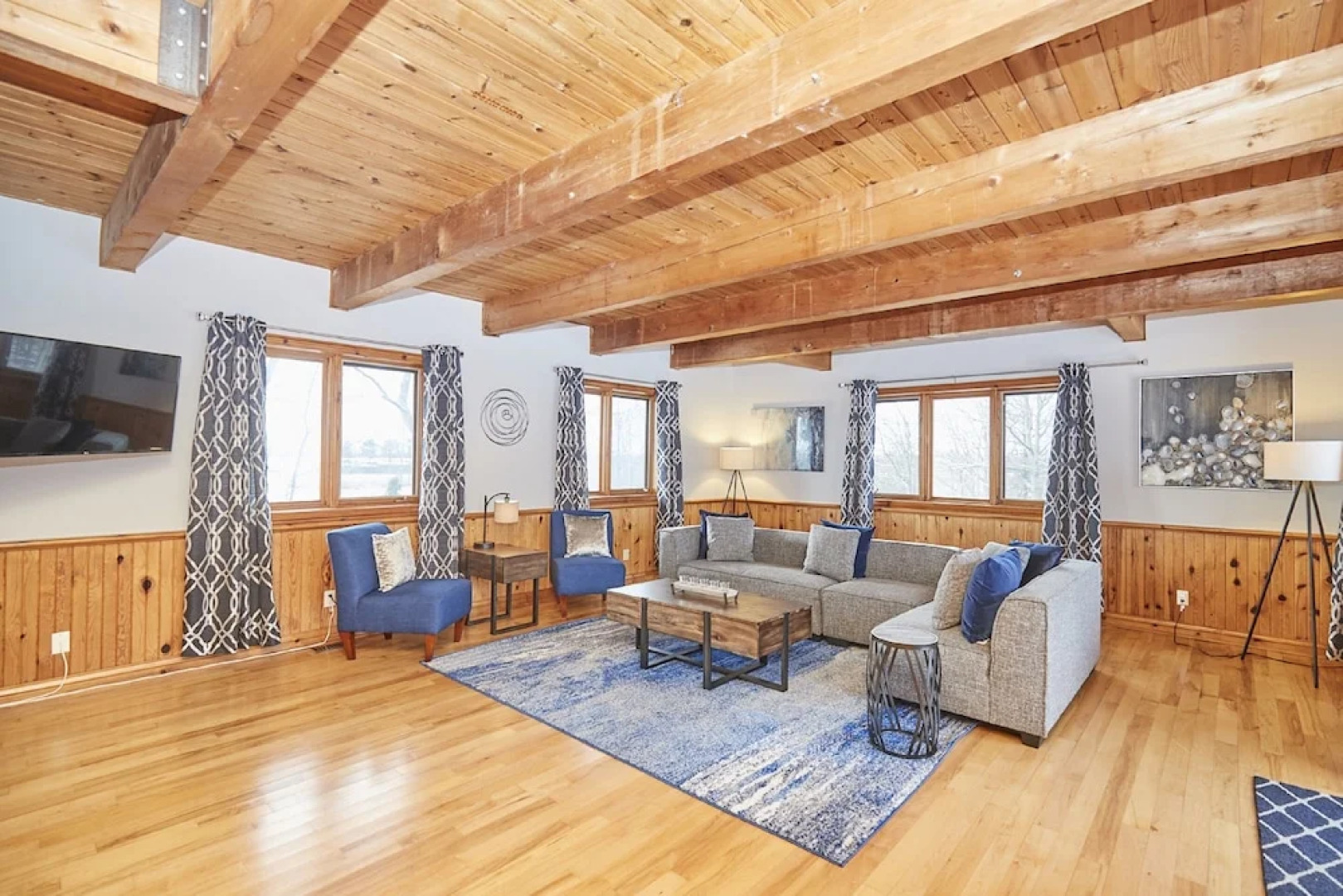 Grand Niagara Estate Lodge