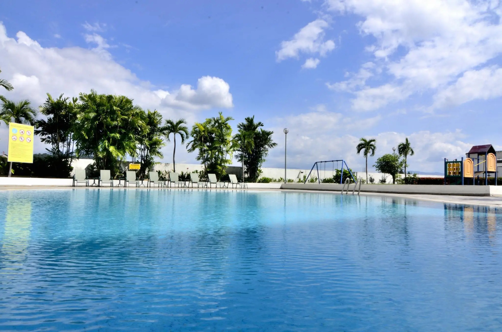 Likas Square Apartment Hotel