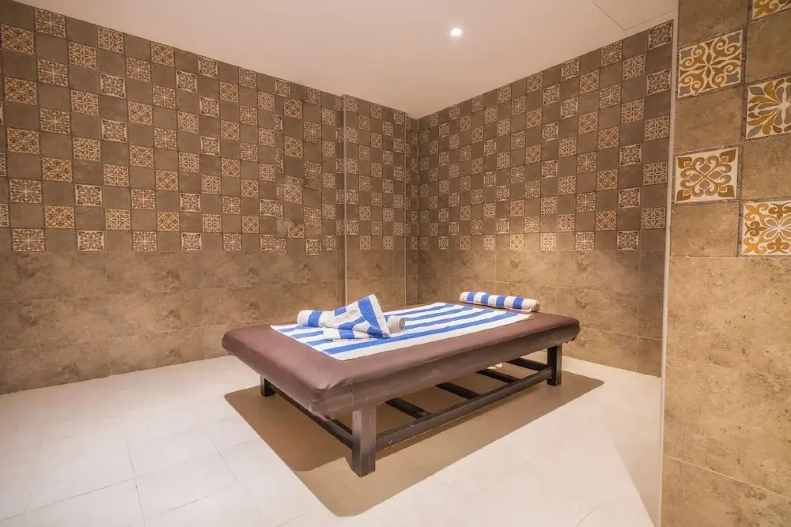 Address Palace Hotel Apartments