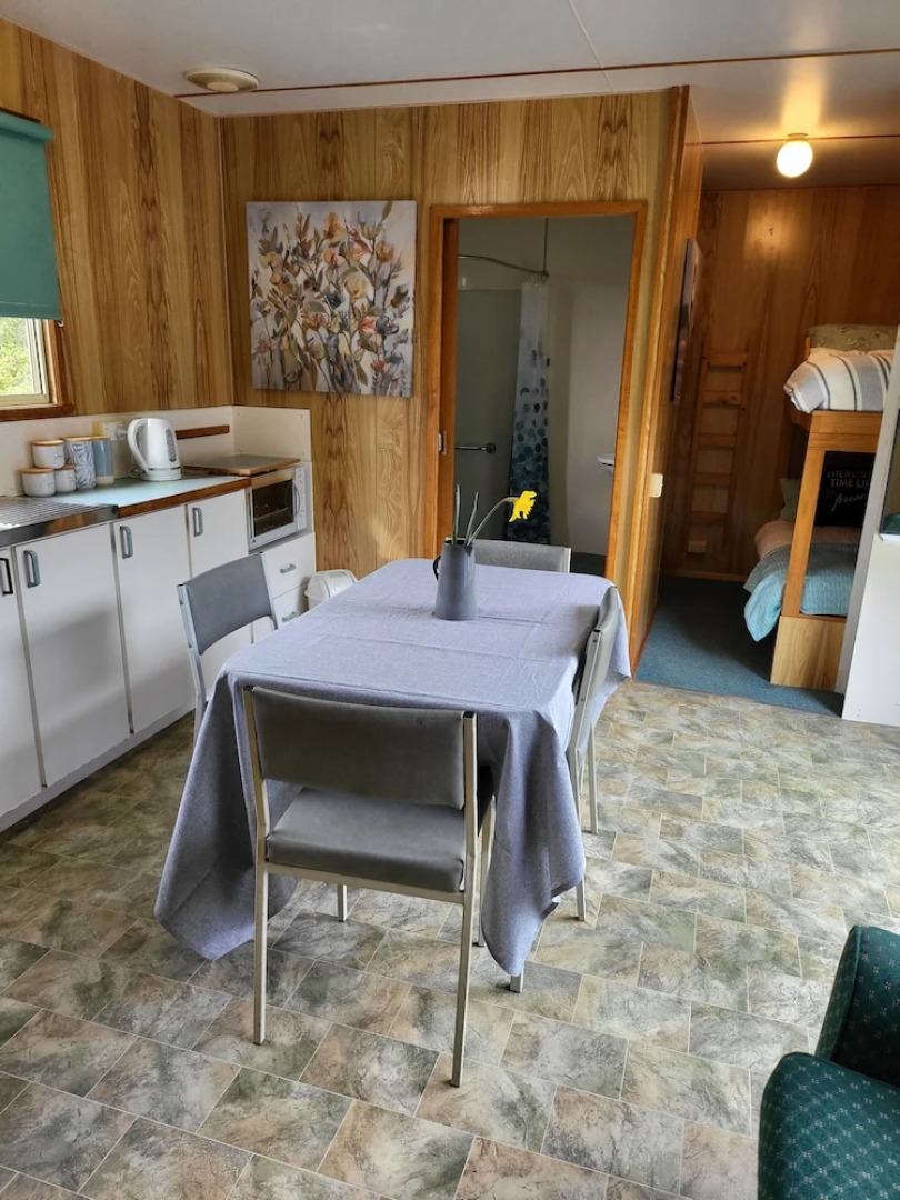 Queenstown Copper Country Cabins