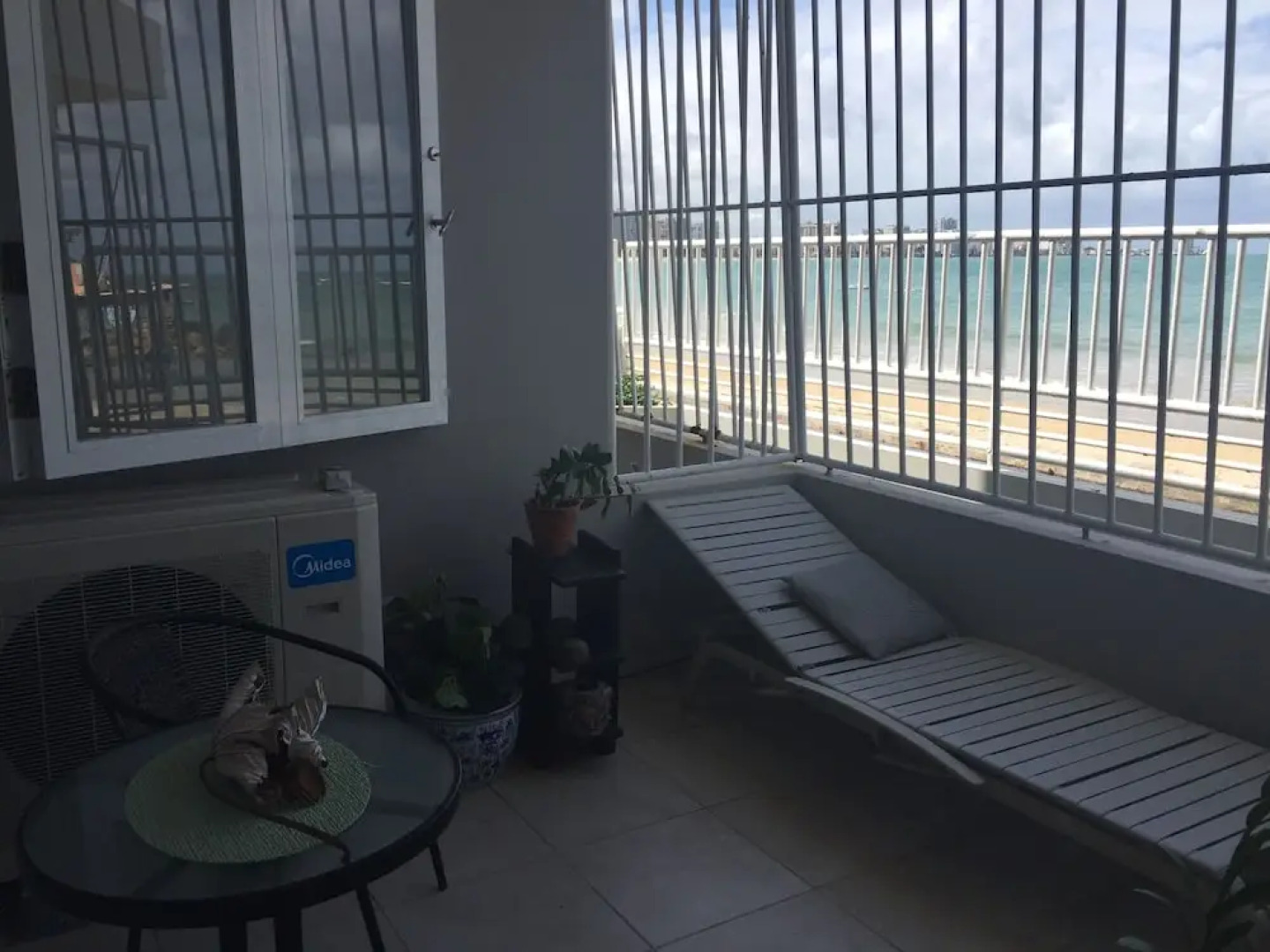 Beach Front Playa Mar Studio Apt