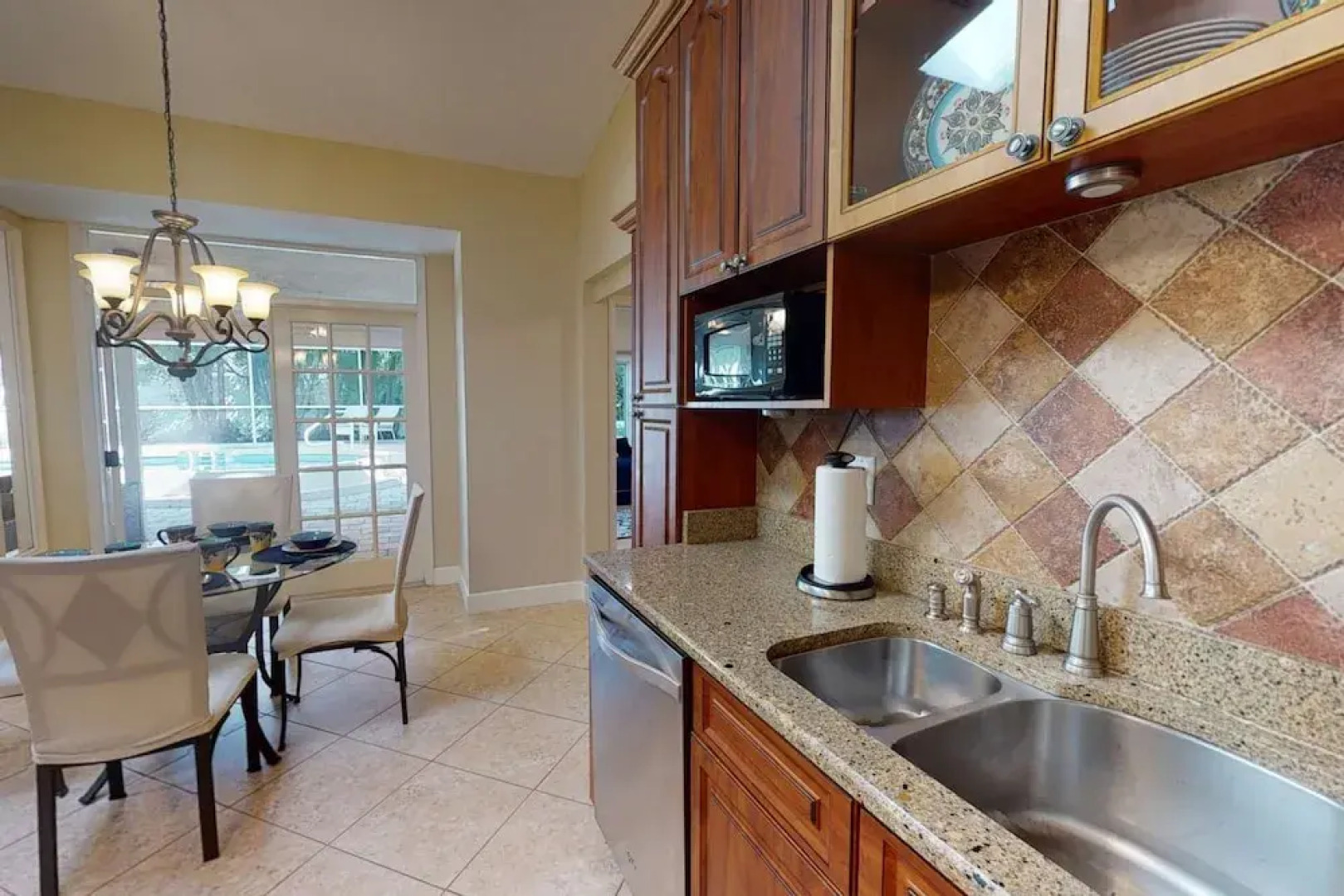 Sarasota Bay Pool Home