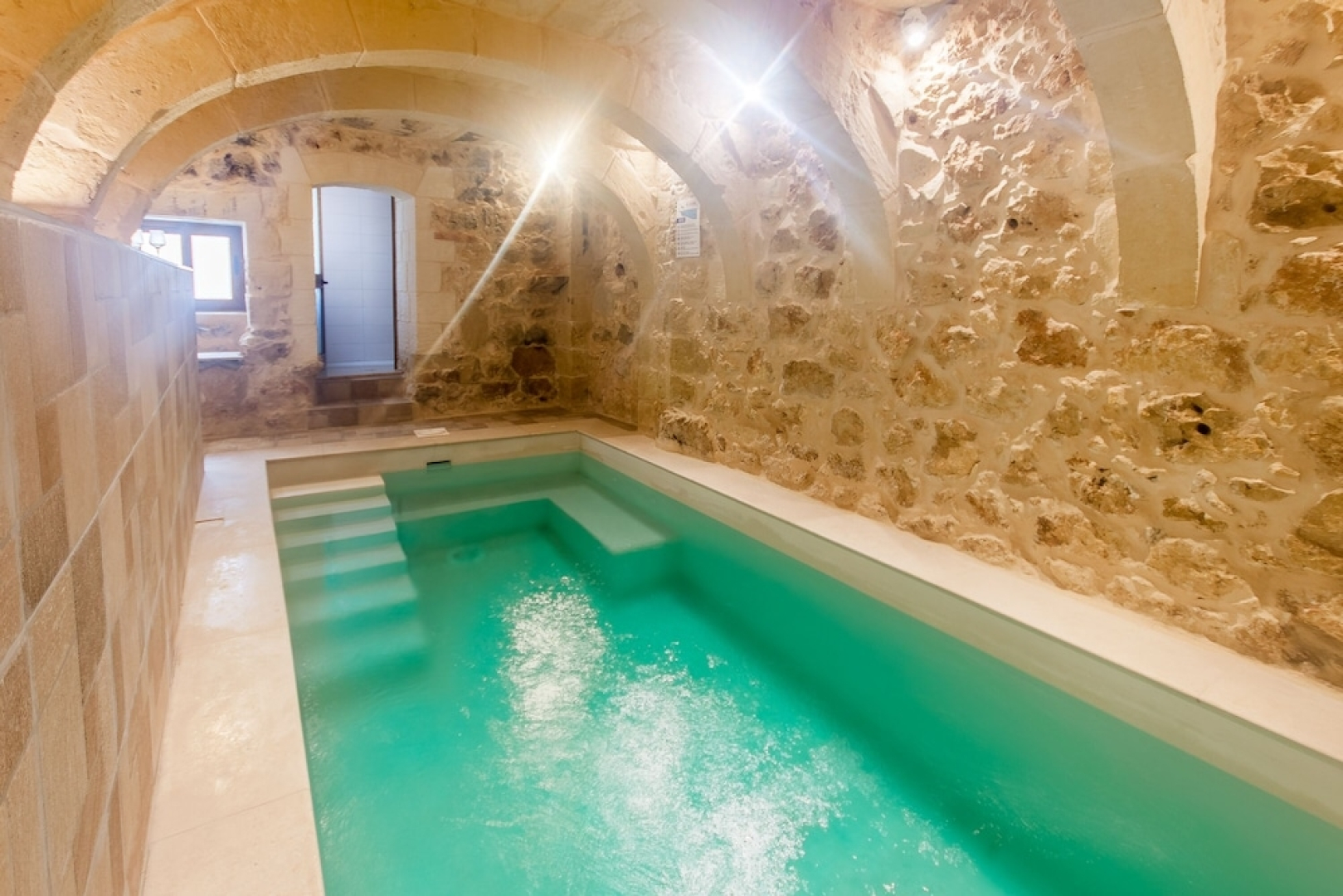 Naduri, Beautiful Gozitan Villa + Pool