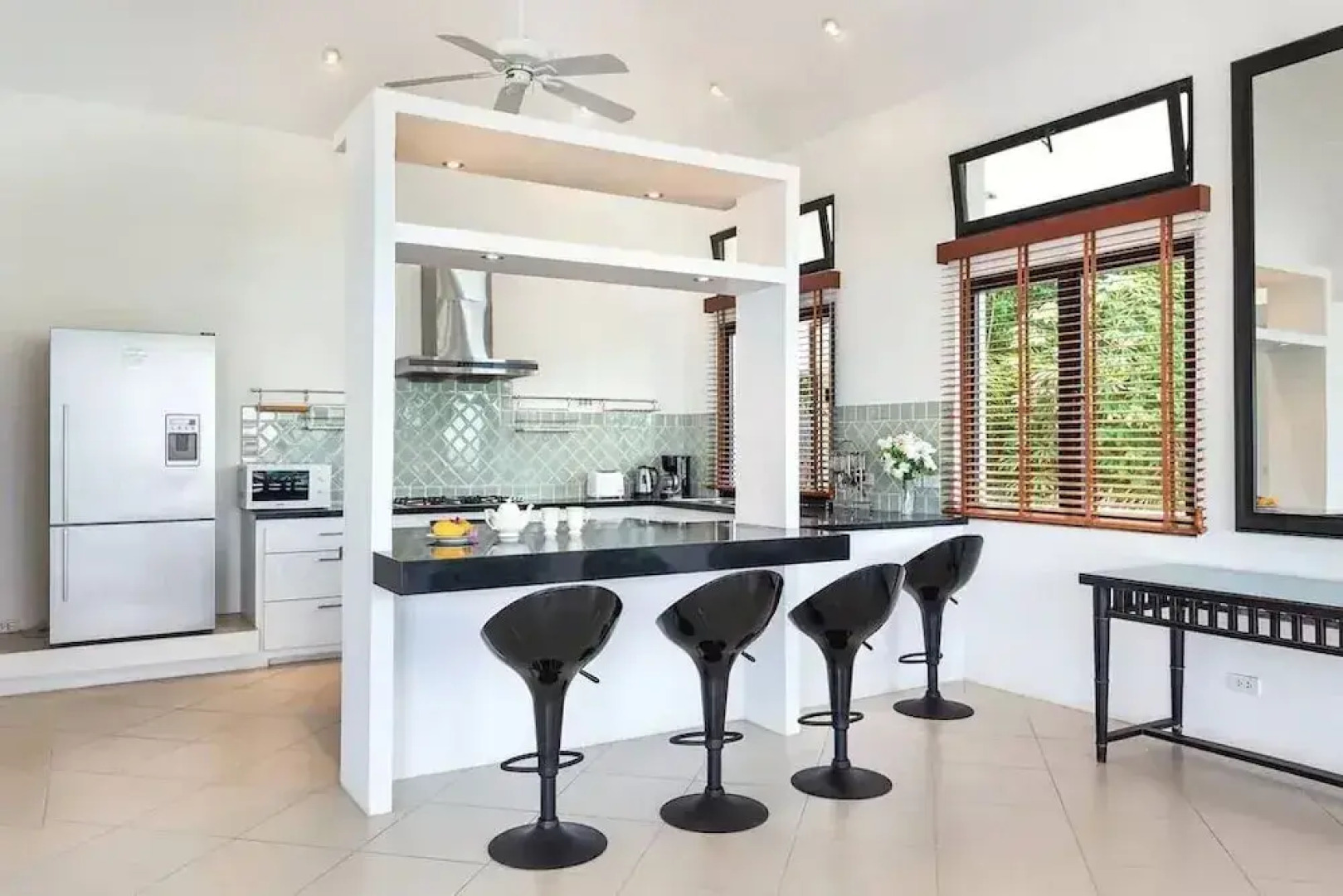 Luxury Beachfront Tai Pan Villa