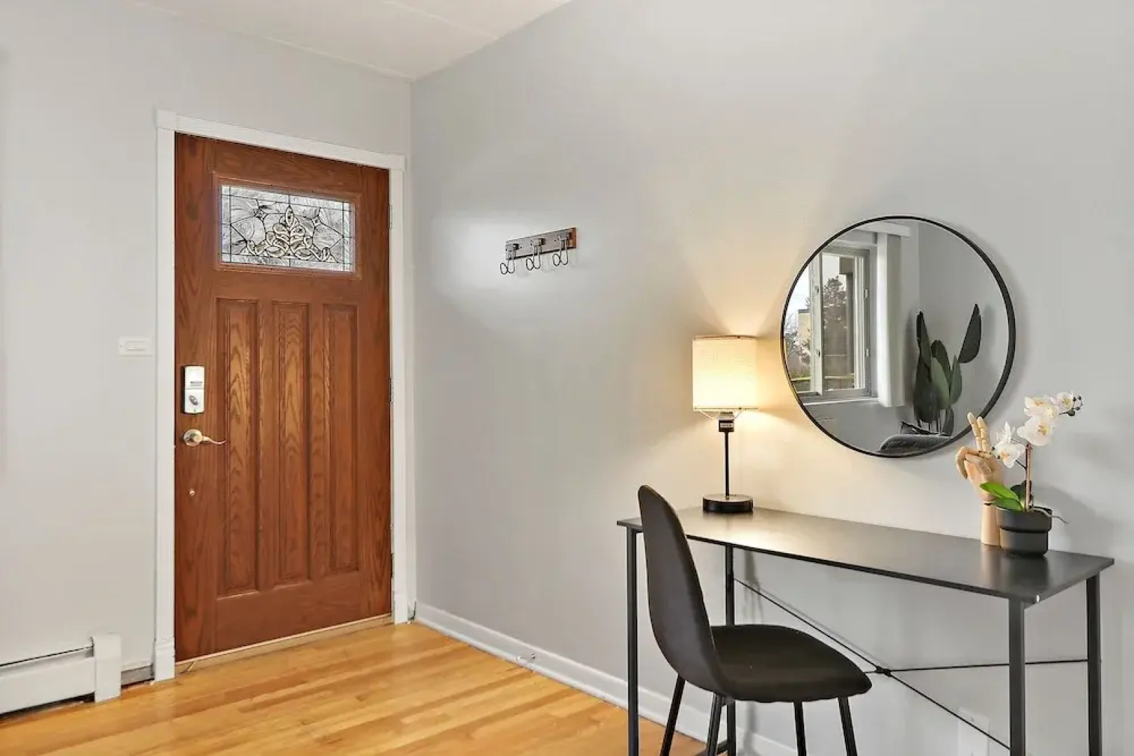 Lush 1BR Apt in Quiet Arlington Heights