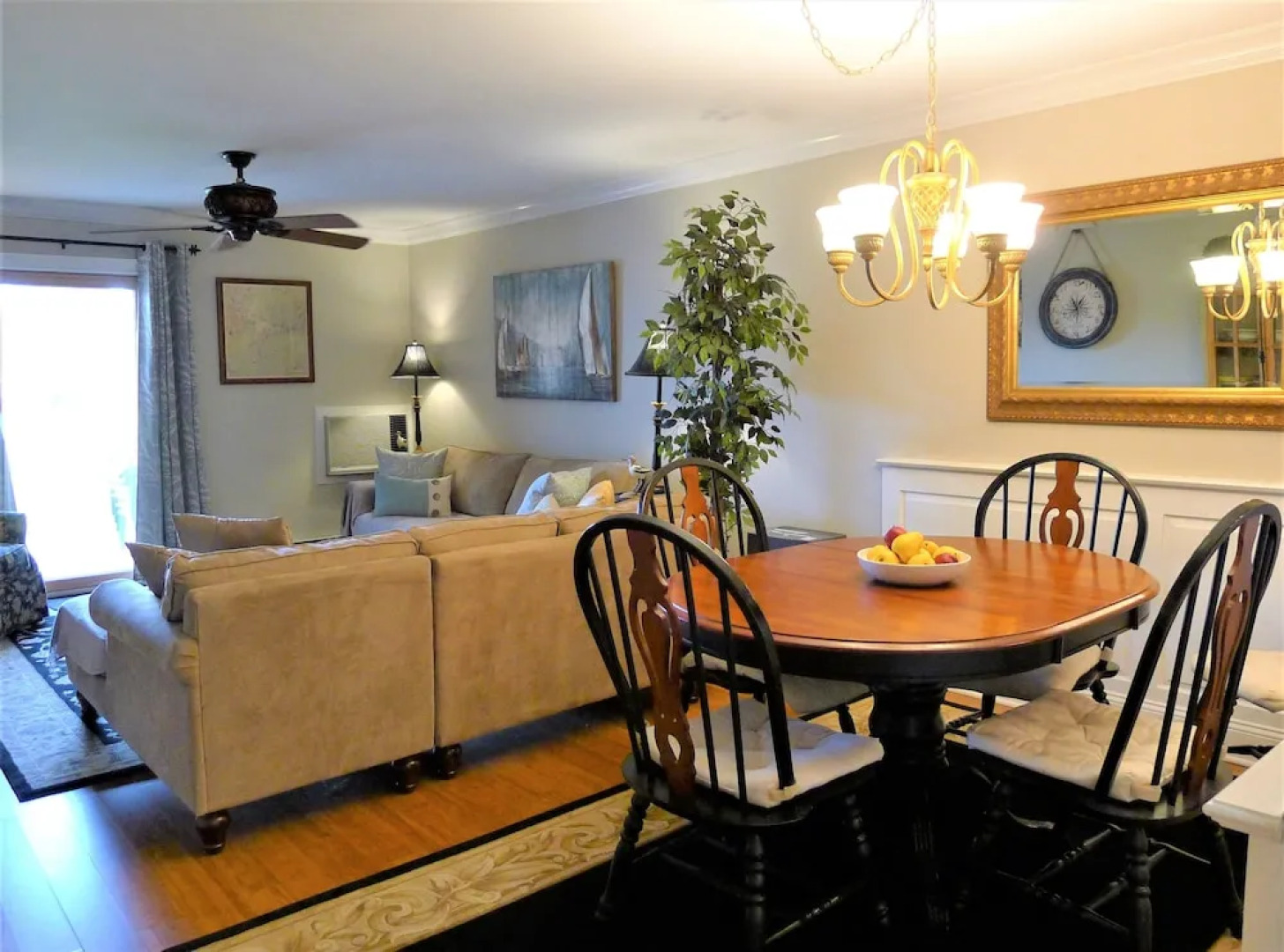 112 Chilton - 2 Bedroom Condo