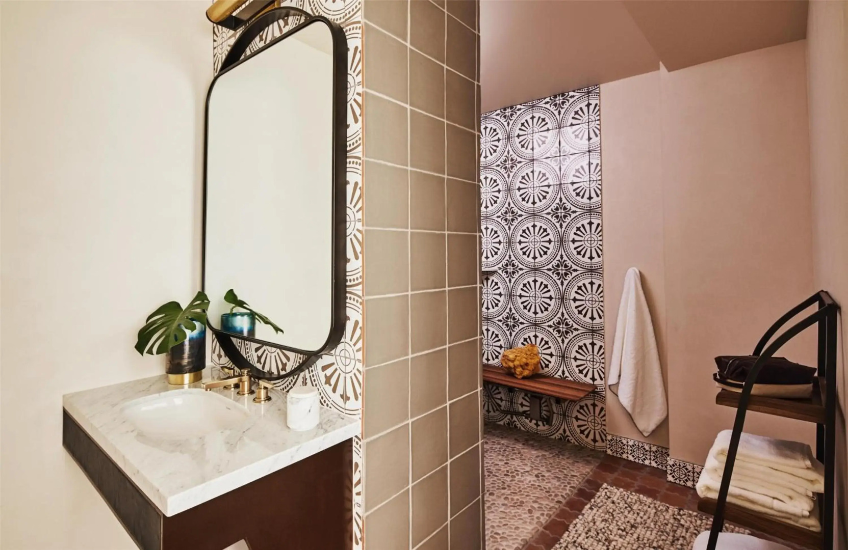 Hotel Figueroa, an Unbound Collection by Hyatt