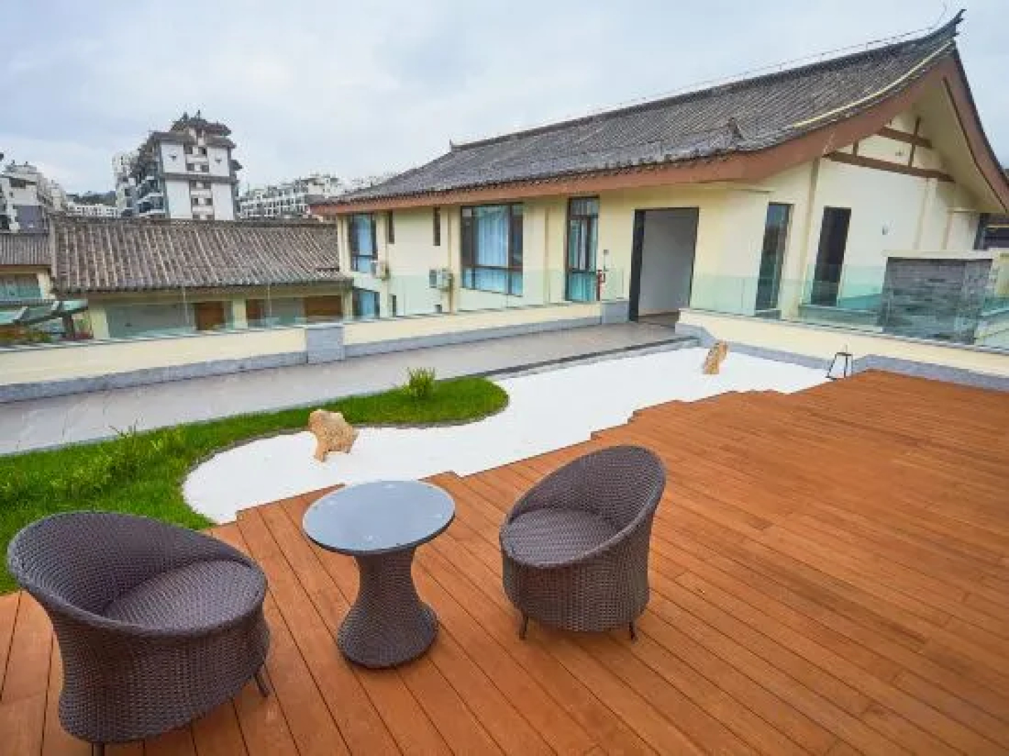 Nanhua Xingyang Garden Hotel
