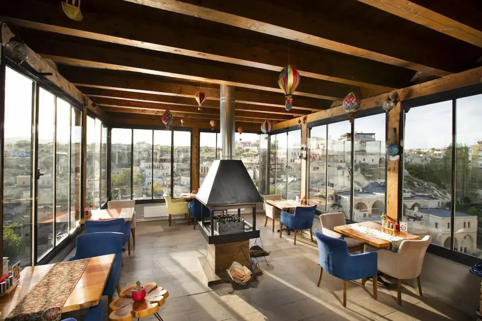 Carna Cave Hotel