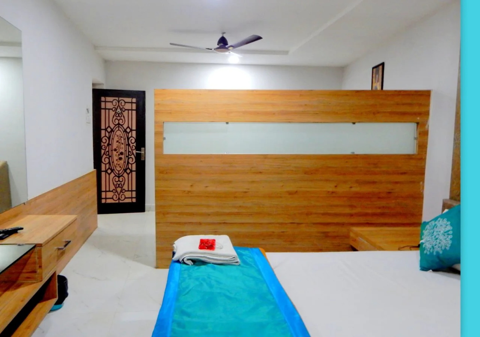 OYO 13191 Hotel Atlas Palace