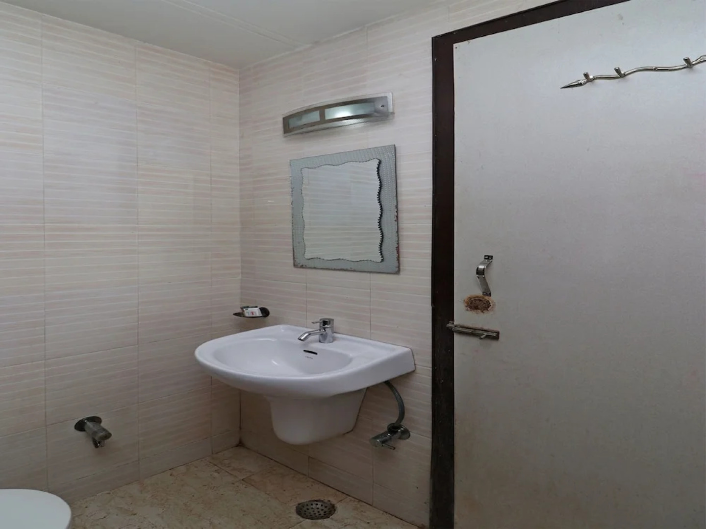 OYO 10414 Hotel Tushar Residency