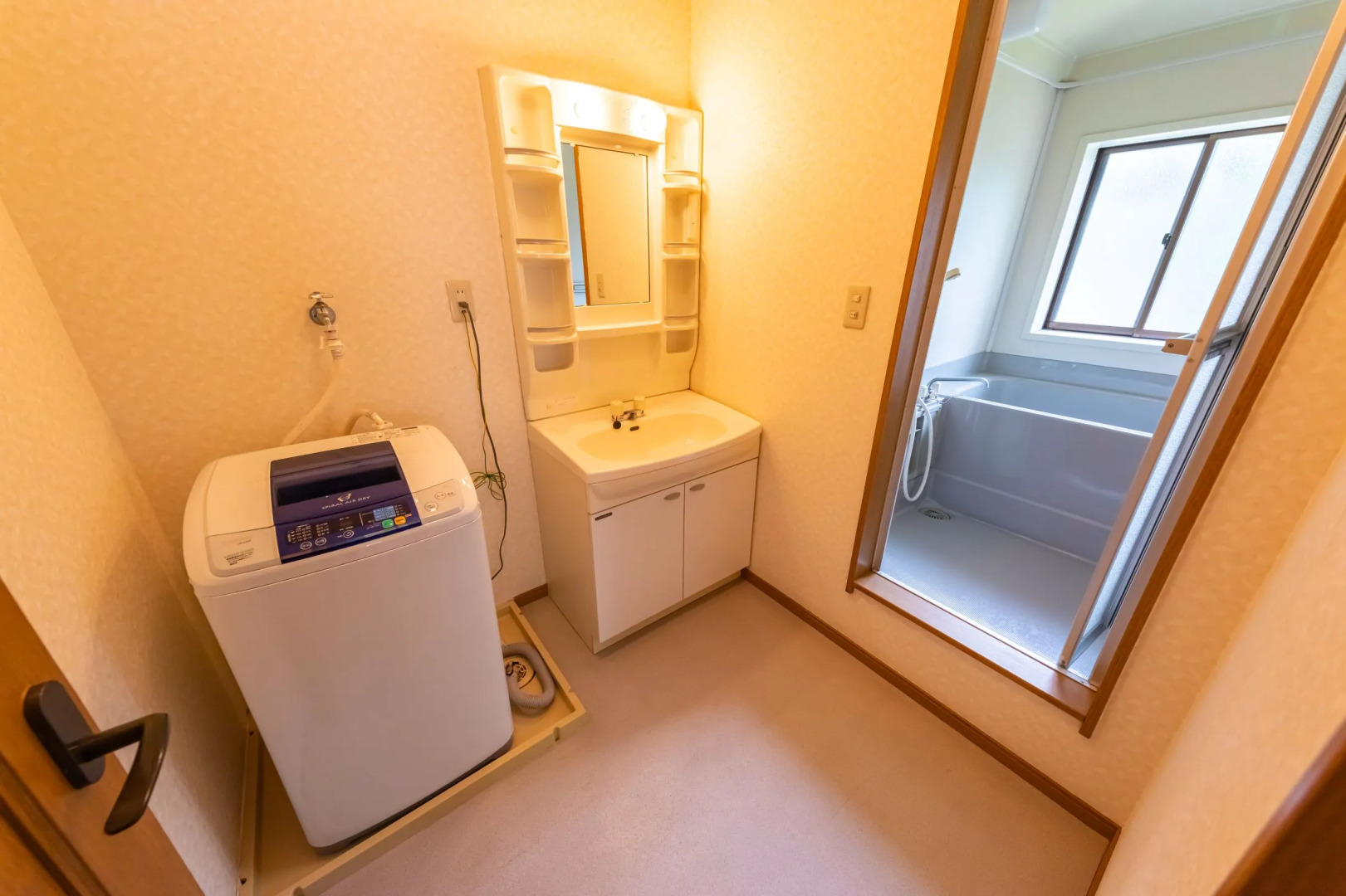 Sasayakanaouchi Seki