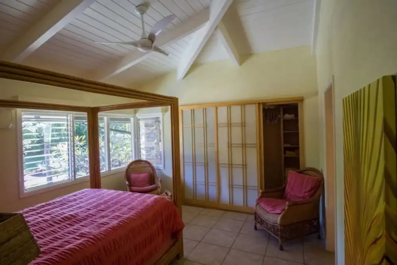 Hale Kipa Perched on the Bluffs