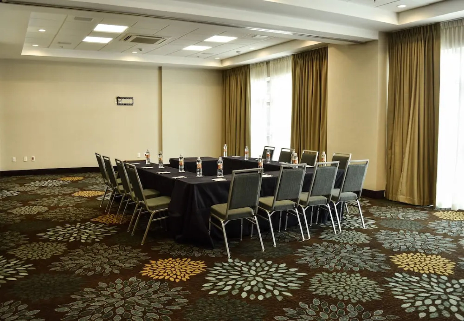 Staybridge Suites Puebla