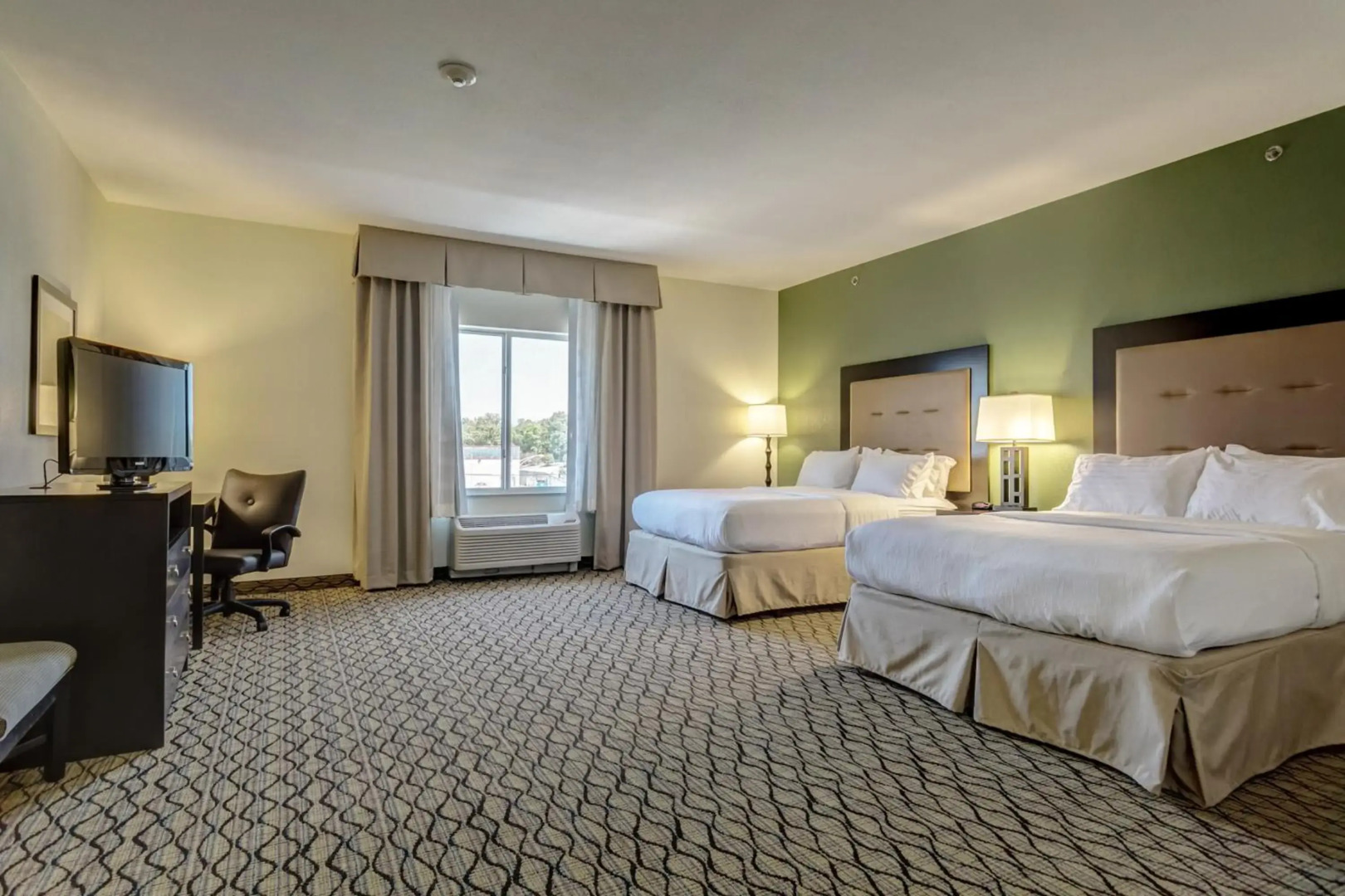 Holiday Inn Poplar Bluff by IHG