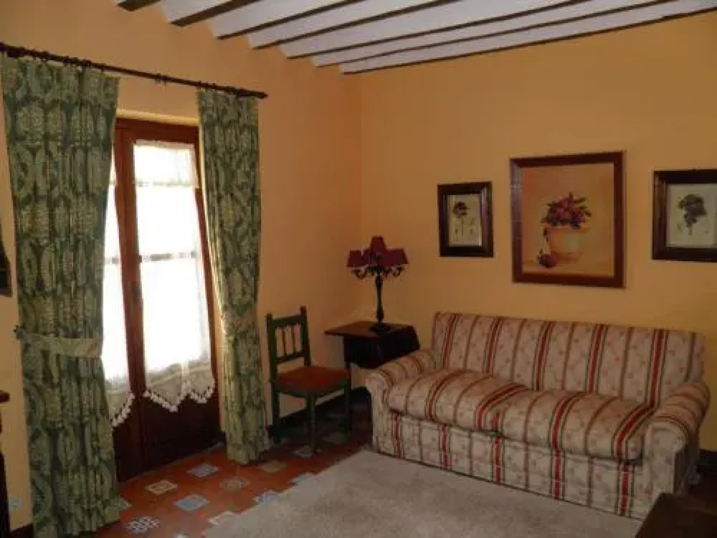 Apartamentos La Columna