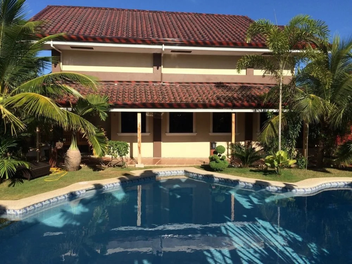 Alona's Coral Garden Resort