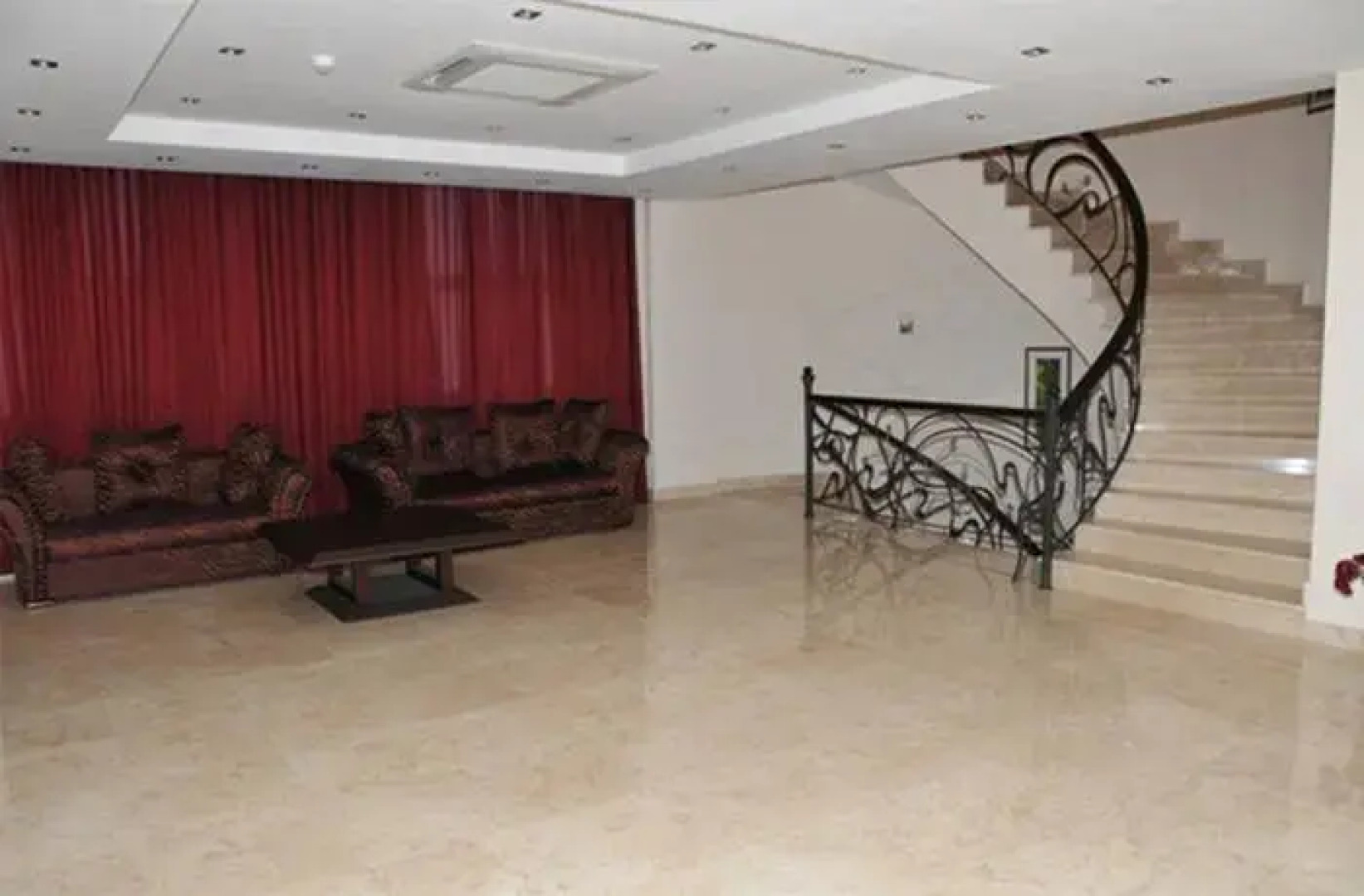 Отель Atrium Baku International Trade Centre