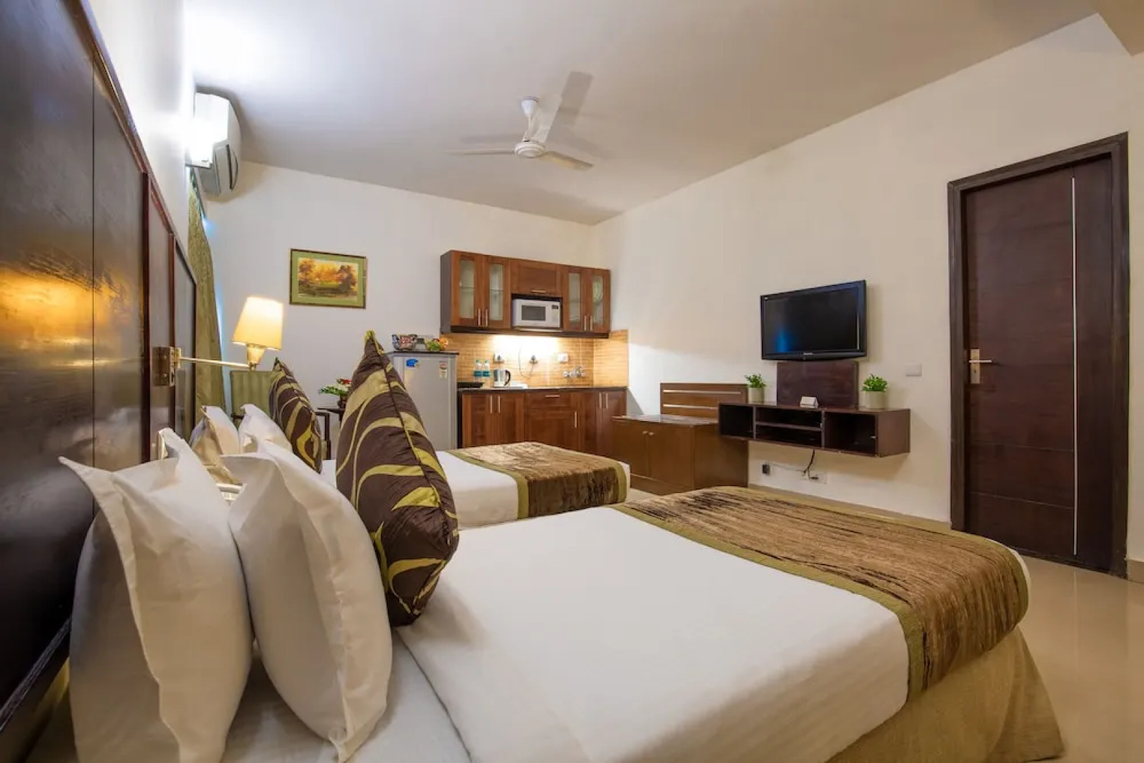 Rosewood Apartment Hotel - Pantnagar