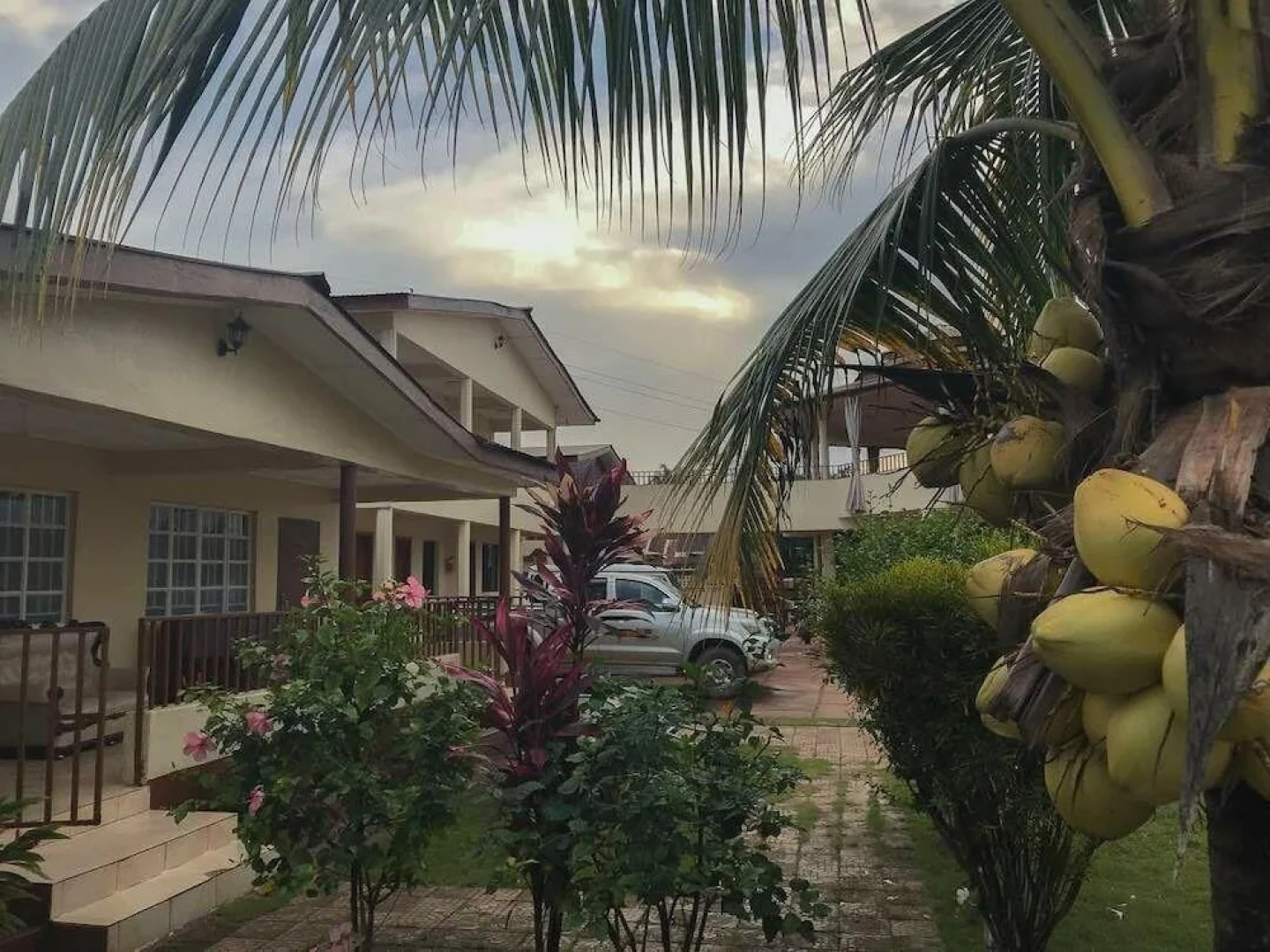 Paloma Guest House & Restaurant