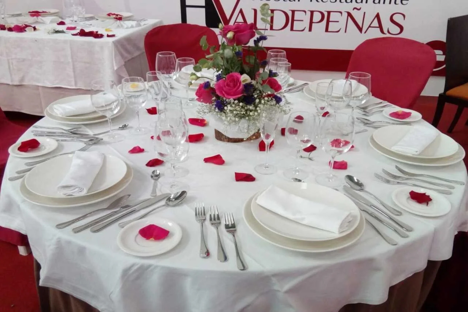 Hostal Valdepeñas by Bossh Hotels