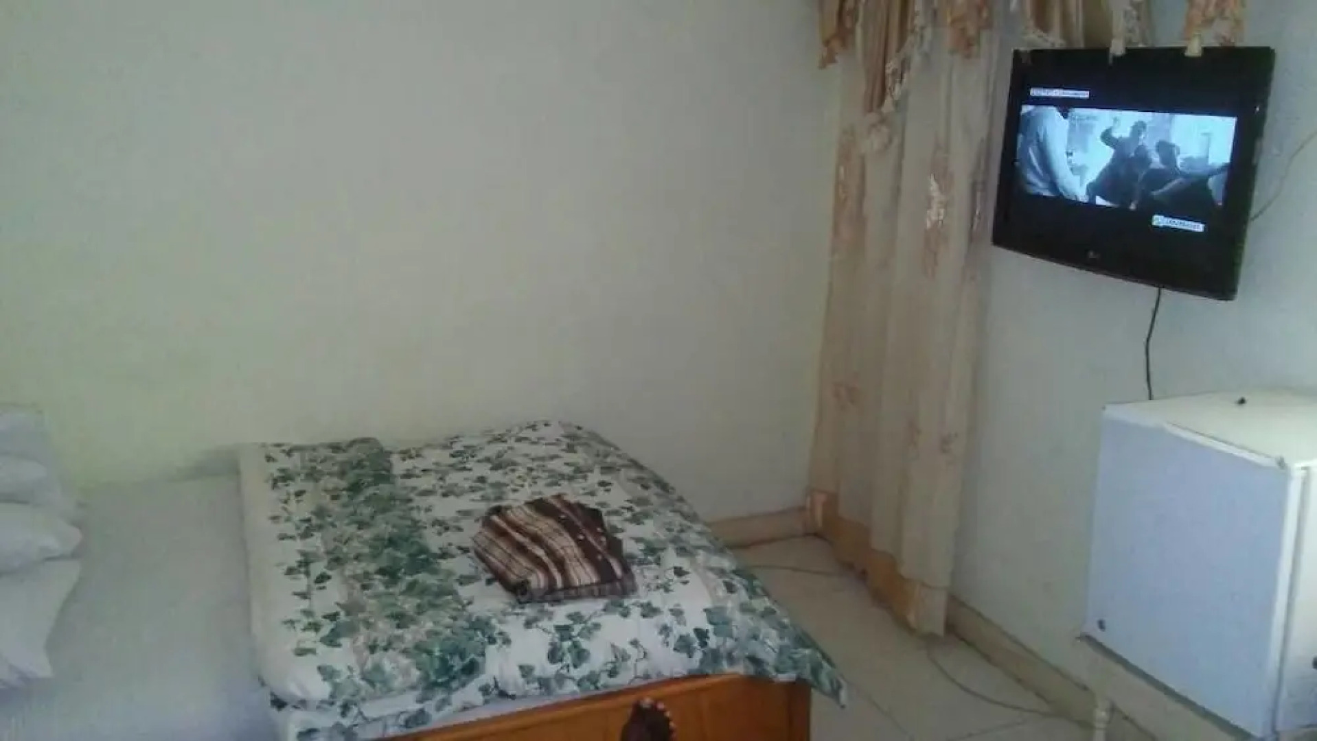 New Mexico Hotel - Takoradi