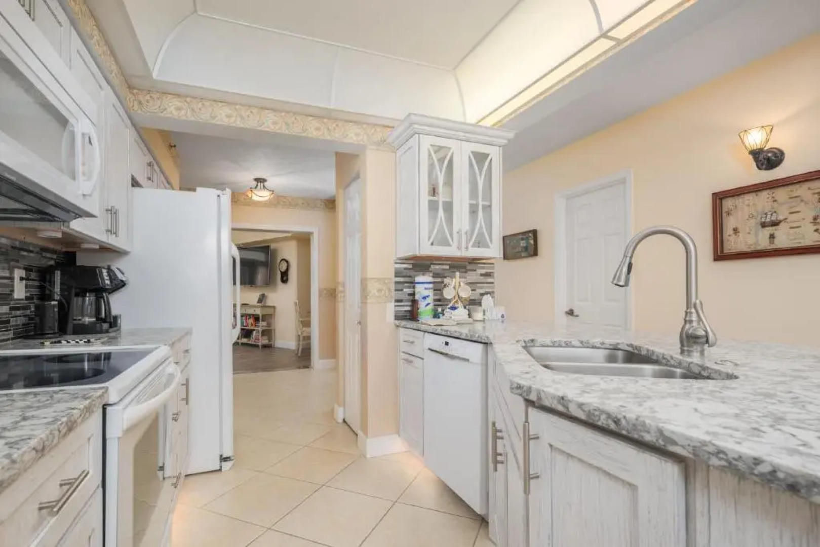 Towers 2 - Ocean Towers 2102