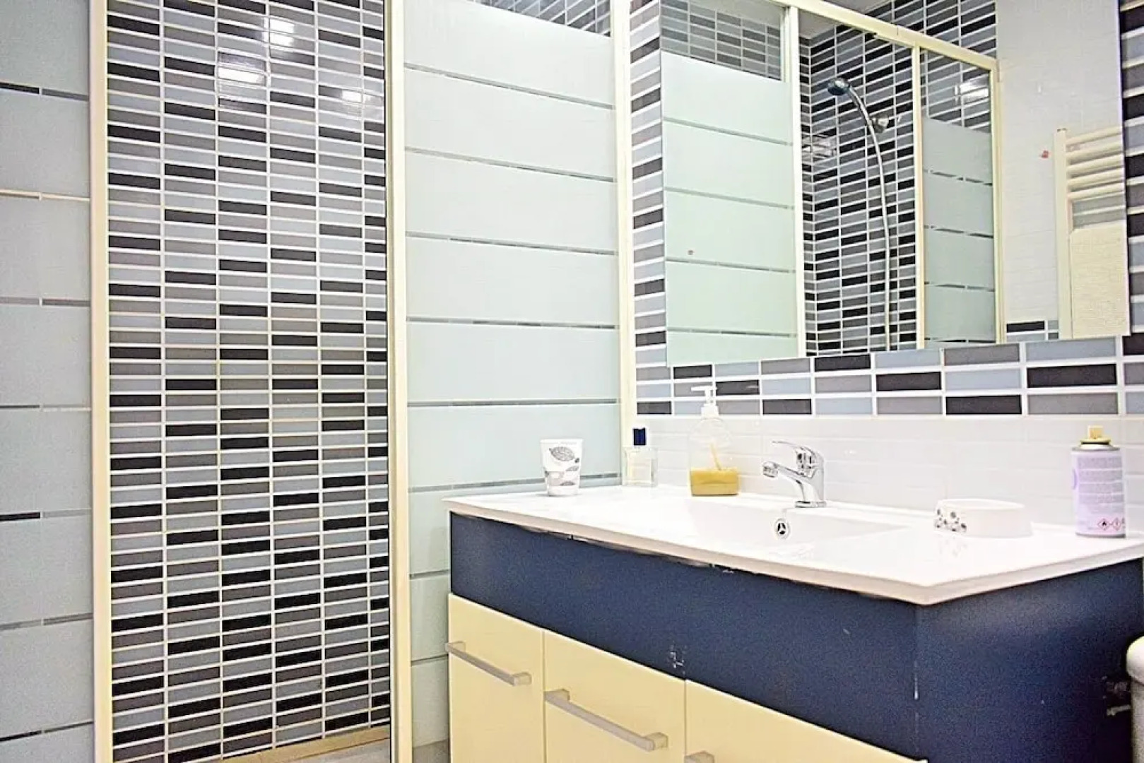 Apartment - Travel and Holidays La Vina