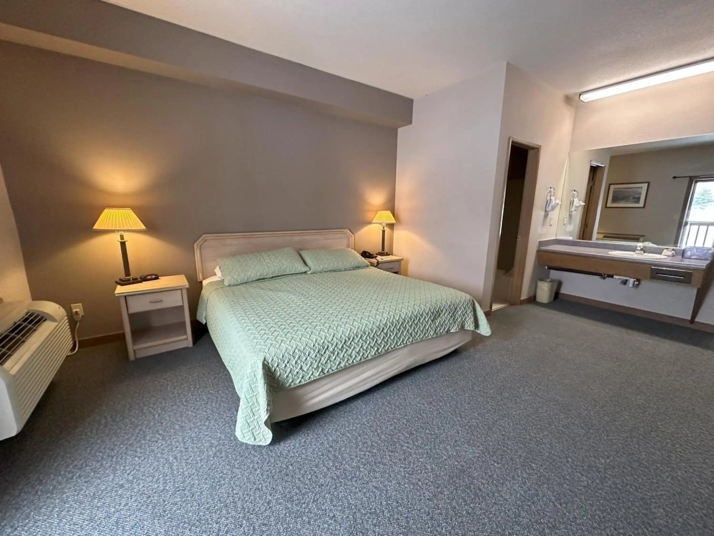 Timber Lodge Inn