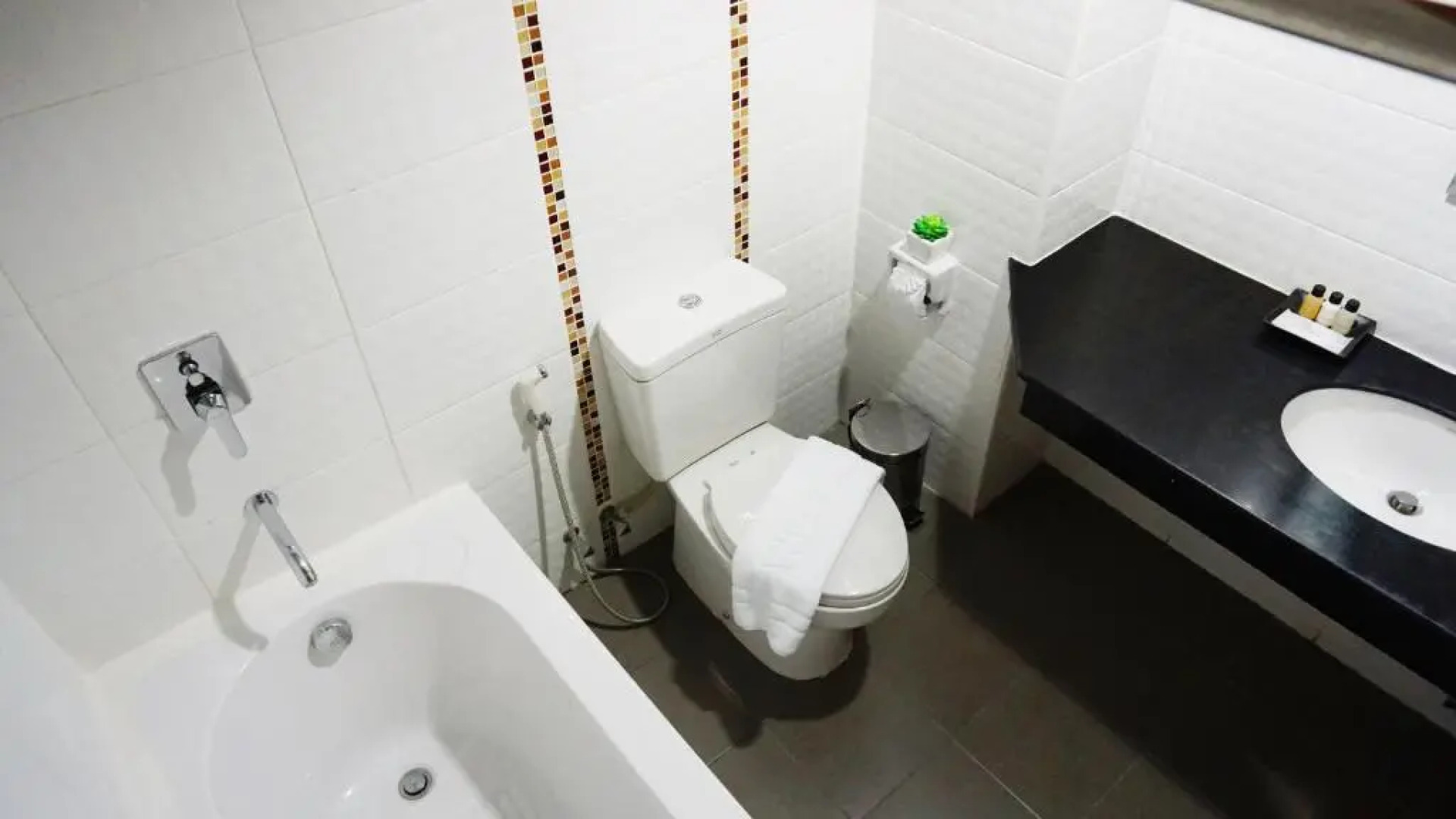 The Greenery Central Suites